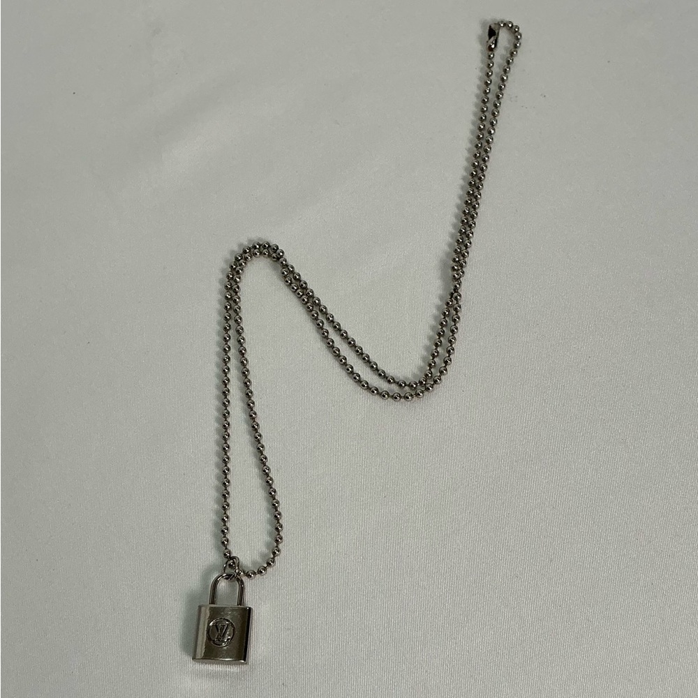 Louis Vuitton ball chain Silver Padlock Necklace